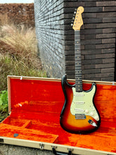 Load image into Gallery viewer, 1963 Fender Stratocaster