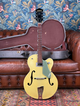 Load image into Gallery viewer, 1961 Gretsch 6125 in Smoke Green