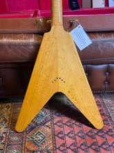 Load image into Gallery viewer, Gibson Custom 1958 Flying V Korina 2021
