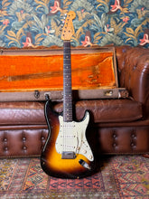 Load image into Gallery viewer, 1960 Fender Stratocaster