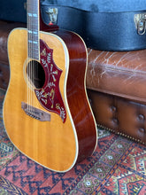 Load image into Gallery viewer, 1968 Gibson Hummingbird