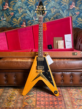 Load image into Gallery viewer, Gibson Custom 1958 Flying V Korina 2021