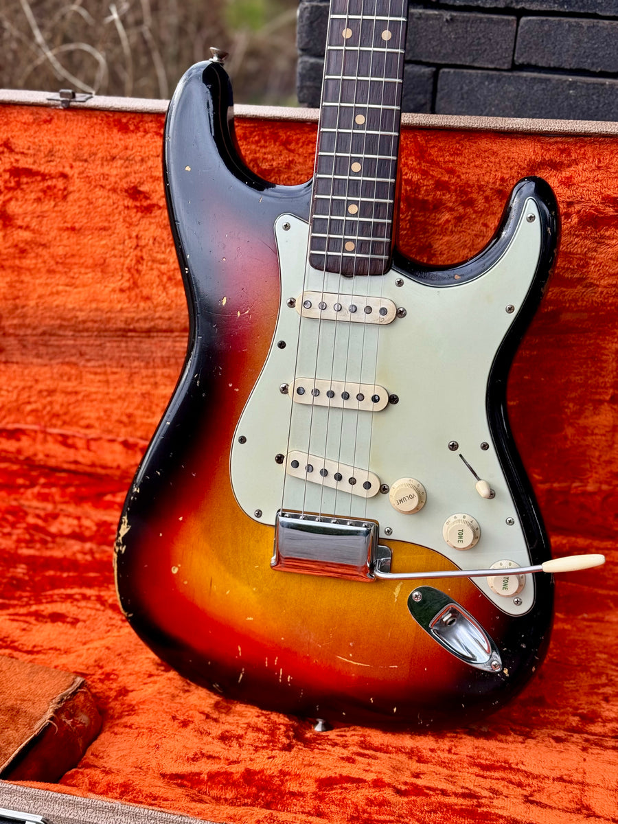 1962 Fender Stratocaster – Know Your Vintage Guitars