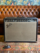 Load image into Gallery viewer, 1965 Fender Vibrolux Reverb
