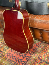 Load image into Gallery viewer, 1968 Gibson Hummingbird