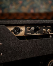 Load image into Gallery viewer, 1964 Fender Deluxe reverb