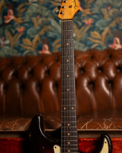 Load image into Gallery viewer, 1962 Fender Stratocaster