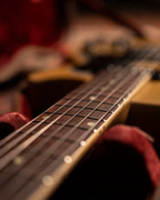 Load image into Gallery viewer, 1956 Gibson Les Paul Special + Lifton case - on hold