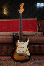 Load image into Gallery viewer, 1963 Fender Stratocaster