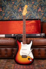 Load image into Gallery viewer, 1965 Fender Stratocaster L-series