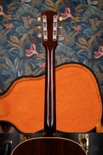 Load image into Gallery viewer, 1968 Gibson J50