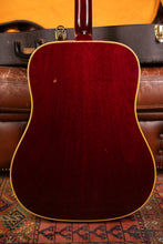 Load image into Gallery viewer, 1968 Gibson Hummingbird