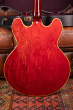 Load image into Gallery viewer, 1967 Gibson Trini Lopez