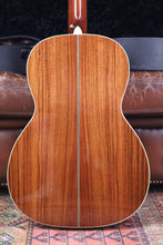 Load image into Gallery viewer, Santa Cruz 000