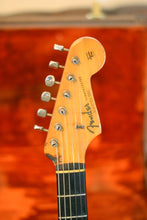 Load image into Gallery viewer, 1962 Fender Stratocaster