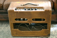 Load image into Gallery viewer, 1959 Fender Vibrolux
