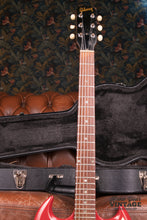 Load image into Gallery viewer, 1967 Gibson Melody Maker