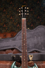 Load image into Gallery viewer, 1966 Gibson Melody Maker