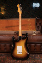 Load image into Gallery viewer, 1960 Fender Stratocaster