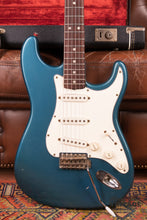 Load image into Gallery viewer, 1969 Fender Stratocaster Lake Placid Blue