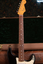 Load image into Gallery viewer, Tokai Springy Sound Black