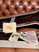 Load image into Gallery viewer, 1961 Gretsch 6120 Chet Atkins