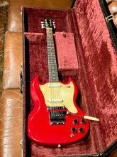 Load image into Gallery viewer, 1967 Gibson Melody Maker