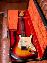 Load image into Gallery viewer, 1964 Fender Stratocaster
