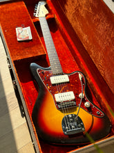 Load image into Gallery viewer, 1962 Fender Jazzmaster