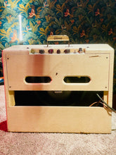 Load image into Gallery viewer, 1961 Gibson GA-8T Discoverer