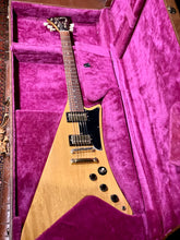 Load image into Gallery viewer, 1983 Gibson Heritage Korina Moderne