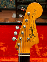 Load image into Gallery viewer, 1965 Fender Jazzmaster L series