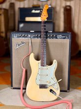 Load image into Gallery viewer, 1964 Fender Stratocaster Olympic White
