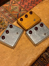 Load image into Gallery viewer, Klon Centaur Professional Overdrive
