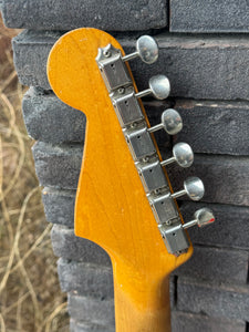 1964 Fender Stratocaster Fiesta Red