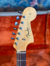 Load image into Gallery viewer, 1963 Fender Jazzmaster

