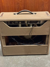 Load image into Gallery viewer, 1962 Fender Princeton
