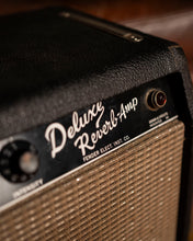 Load image into Gallery viewer, 1964 Fender Deluxe reverb
