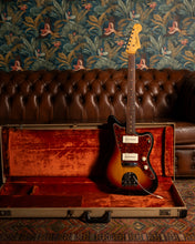 Load image into Gallery viewer, 1963 Fender Jazzmaster
