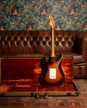 Load image into Gallery viewer, 1962 Fender Stratocaster
