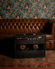 Load image into Gallery viewer, 1966 Fender Vibrolux
