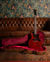 Load image into Gallery viewer, 1960 Gibson Les Paul Junior
