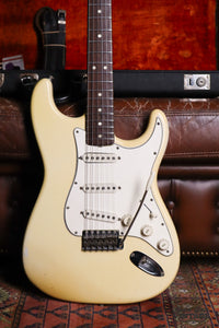 1965 Fender Stratocaster Olympic White