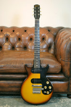 Load image into Gallery viewer, 1964 Gibson Melody Maker D
