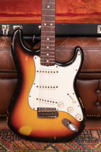 Load image into Gallery viewer, 1965 Fender Stratocaster L series
