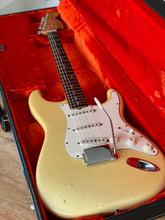 Load image into Gallery viewer, 1970 Fender Stratocaster Olympic White
